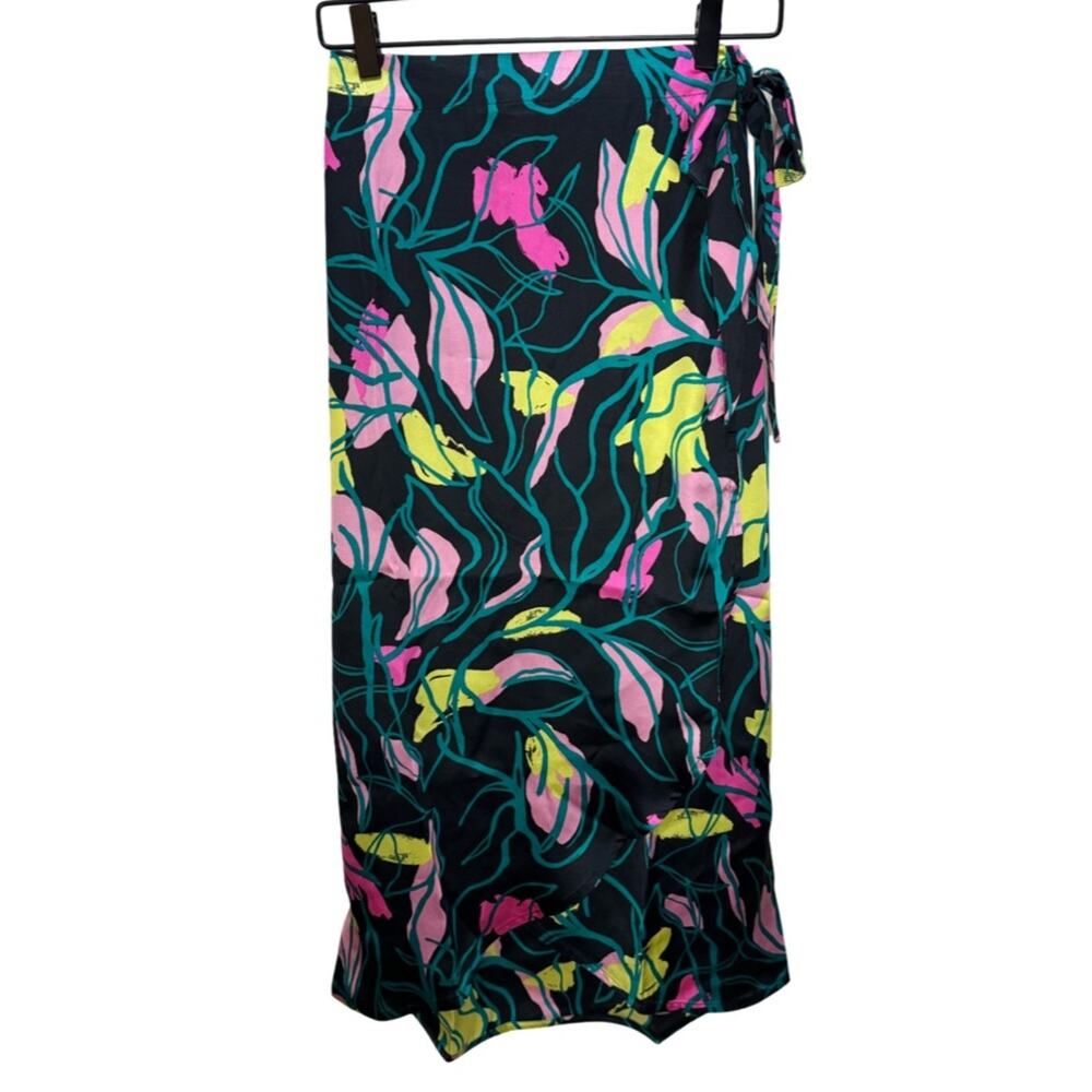 Vero Moda Ulina Floral Wrap Skirt - Black Tropical S